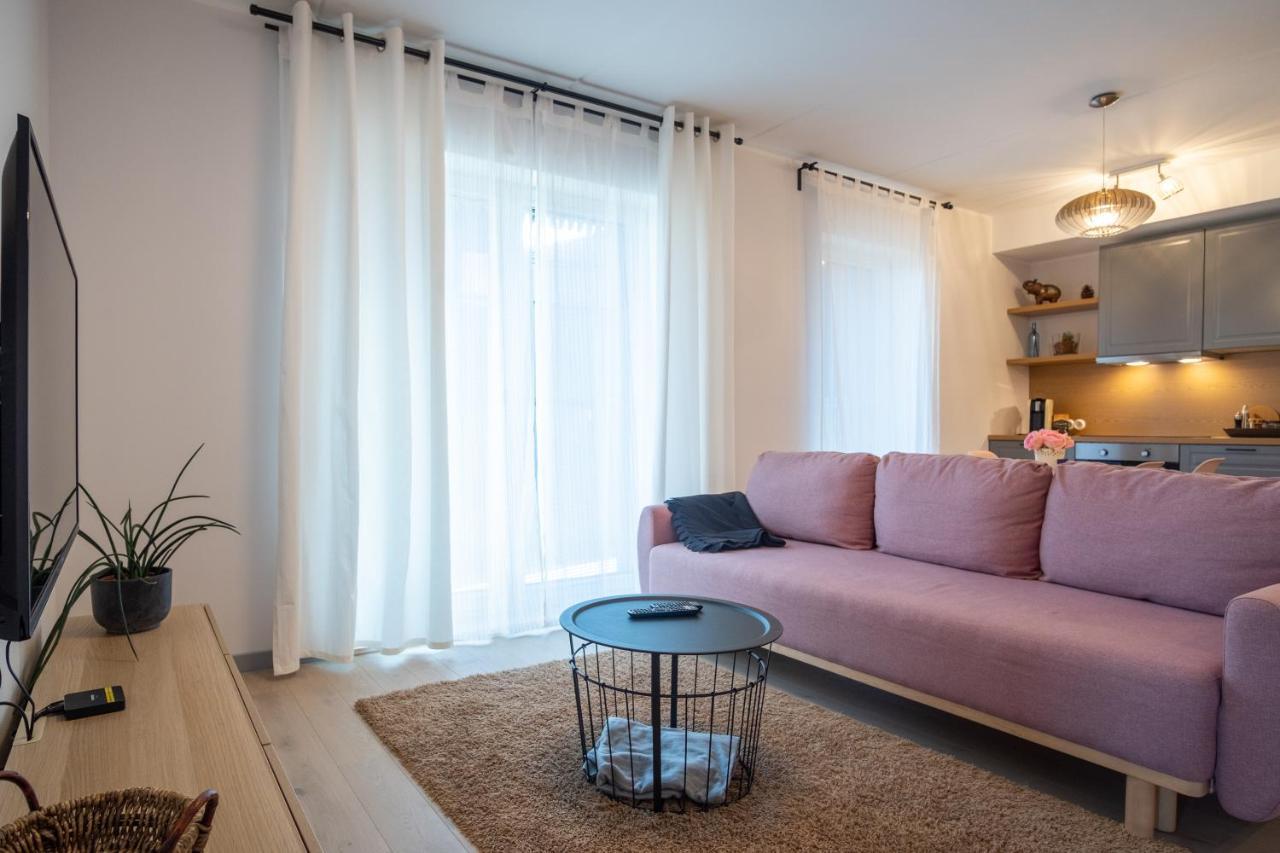 Dream Stay - Brand New Apartment With Balcony & Free Parking Tallin Exterior foto